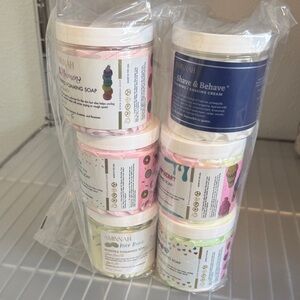 #46 $192 MIXED RETAIL AMINNAH BUNDLE